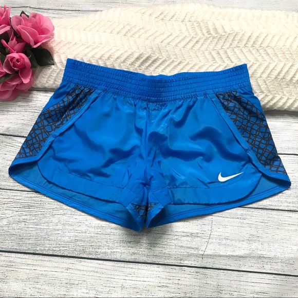 Nike Pants - Nike Women’s Active Shorts Size M Like New